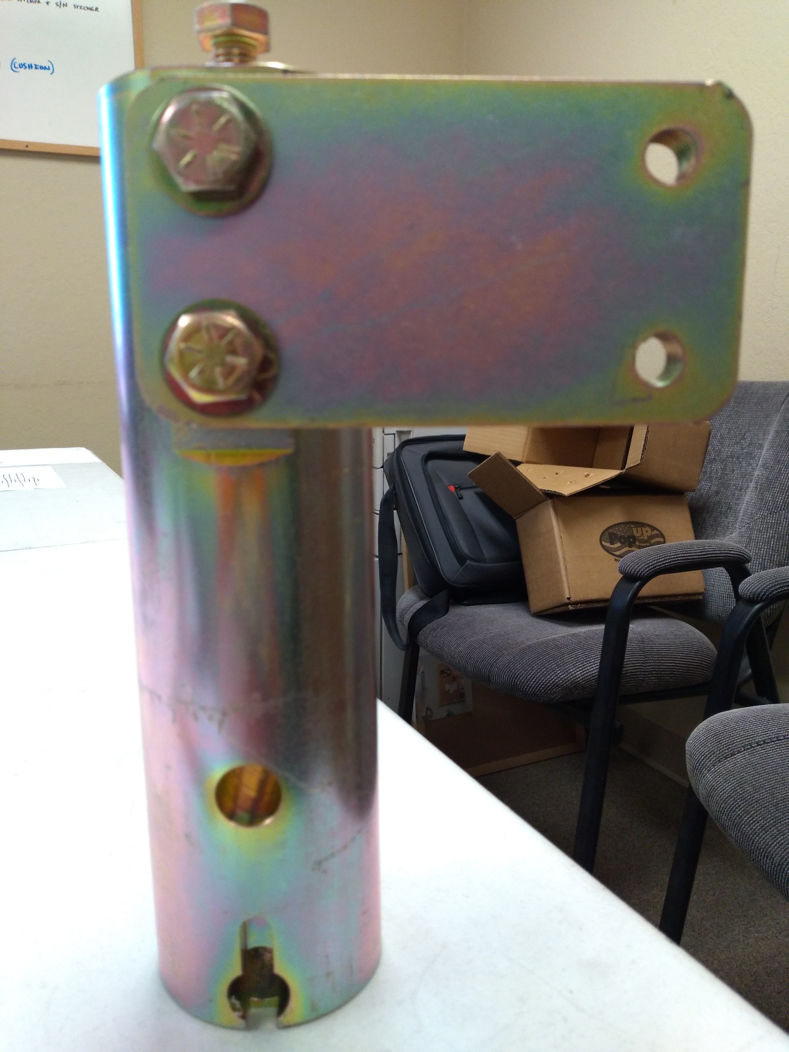 CDL-1 Curt Double Lock adapter for B&W 3500 Companion 5th wheel hitch.